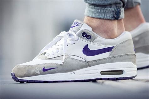 What is the difference between the Nike Air Max 1 and the